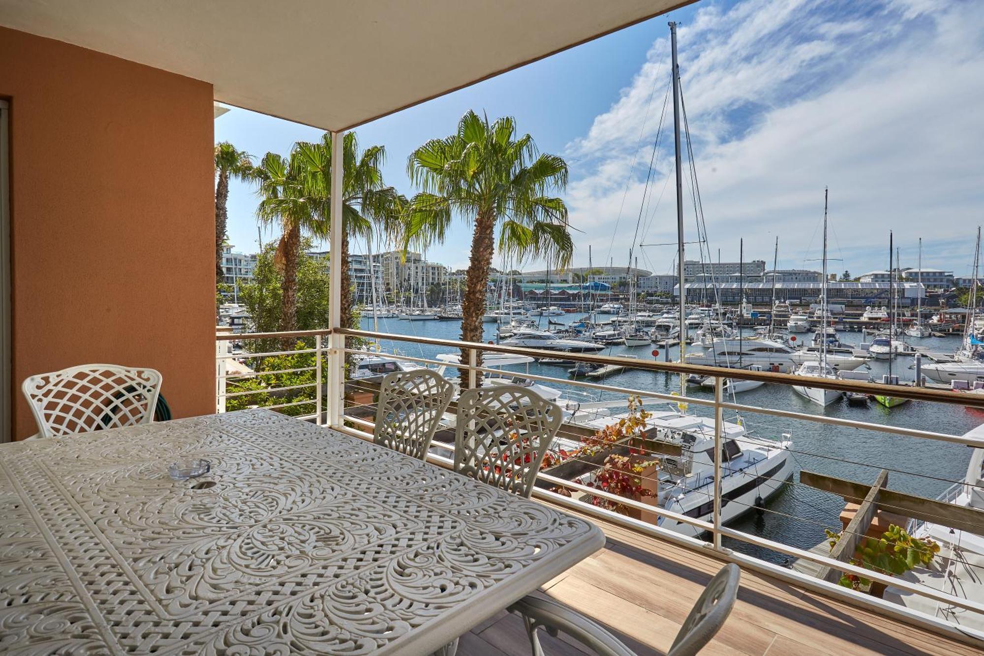 Parama 102 Cape Town Exterior photo